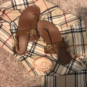 Guess sandals